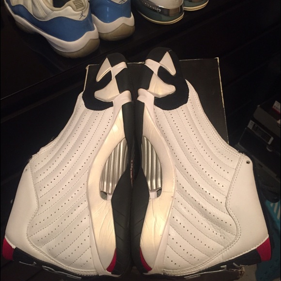 Air Jordan XiV 14 - Picture 2 of 4