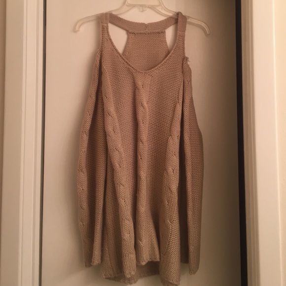 Oversized knit sweater!