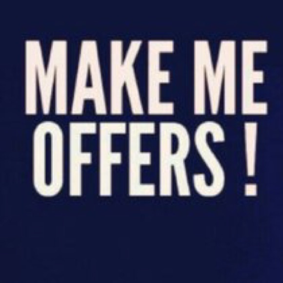 PLEASE USE THE OFFER BUTTON.