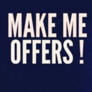 PLEASE USE THE OFFER BUTTON.