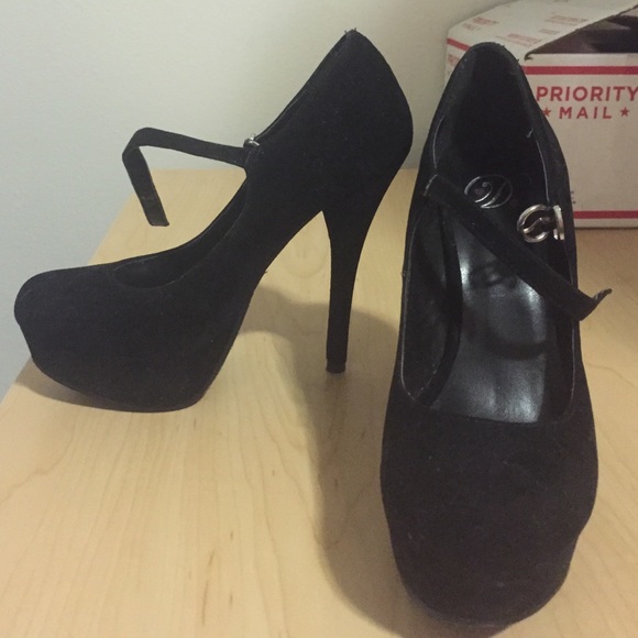 Mary Jane suede pumps