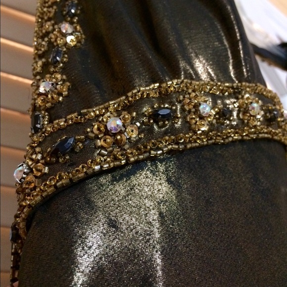 Long halter top prom dress! - Picture 3 of 4