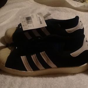 Brand new men's size 7 tennis shoes