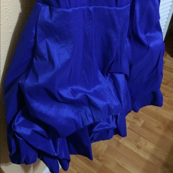 Long mermaid style prom/formal dress - Picture 4 of 4