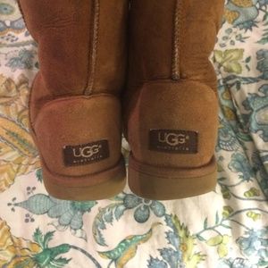 Short Brown Uggs