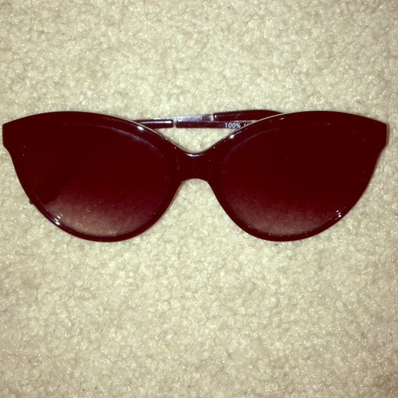 Black sunglasses