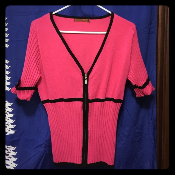 Classy zippered sweater top