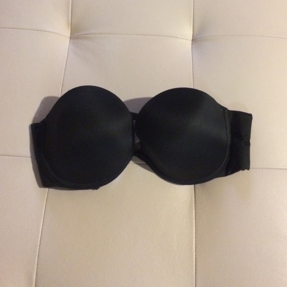 Victoria's Secret very sexy strapless bra
