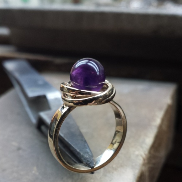 14kt gold handmade ring with a pearl