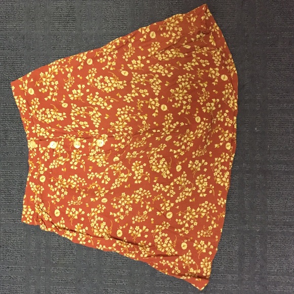 Flowery high waist skirt