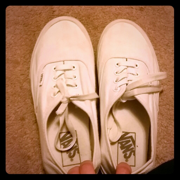 💕 price drop💕White Vans Classic