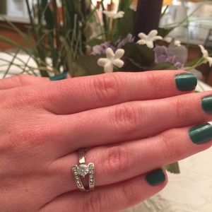 Solitaire /Channel Set CZ Accents