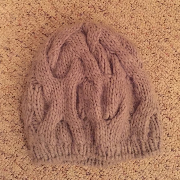 Cableknit "Mushroom" Beanie
