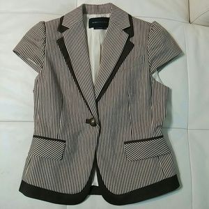 Brown and tan short sleeve blazer