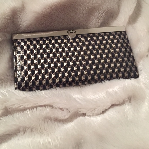 Silver/grey clutch wallet