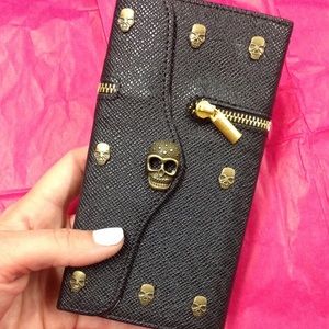 💀Black iPhone 6 Plus wallet case💀