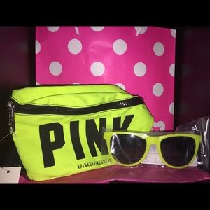 Vs pink fanny with glasses