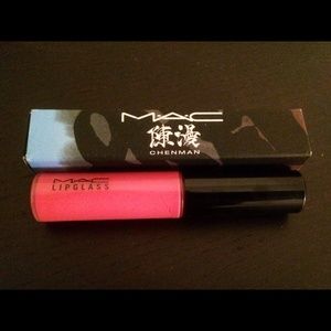 MAC Cosmetics Force Of Love Lipglass