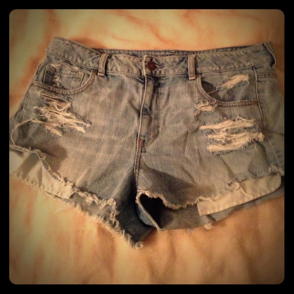 High waisted festive shorties