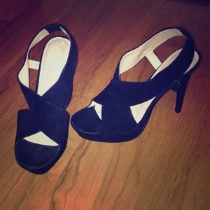 Diane von Furstenberg Black Suede Heels