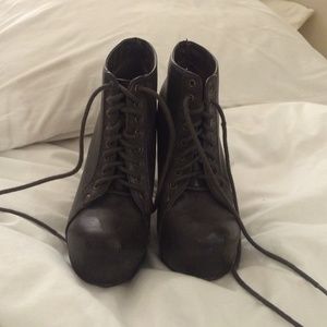 Knock off Jeffrey Campbell Litas