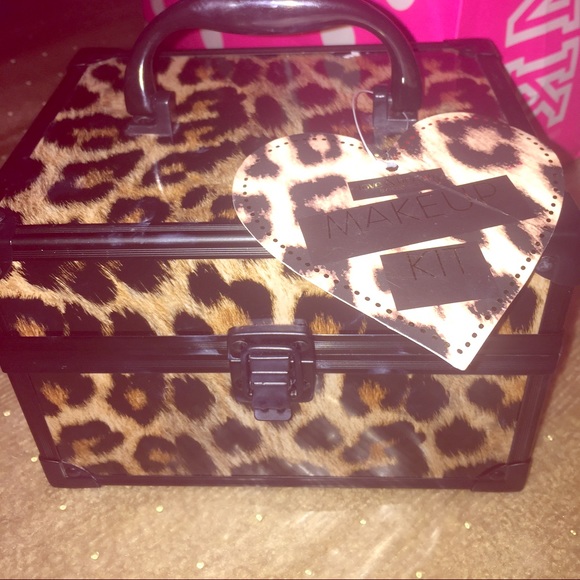 Makeup box