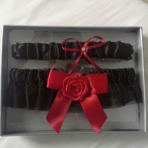 Bachelorette's or bridal garter