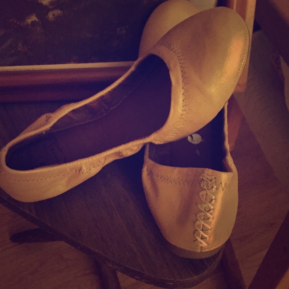 Authentic Lucky Brand Flats!