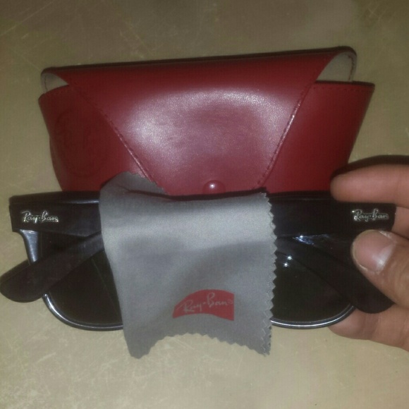 Ray-Bans - Picture 2 of 3