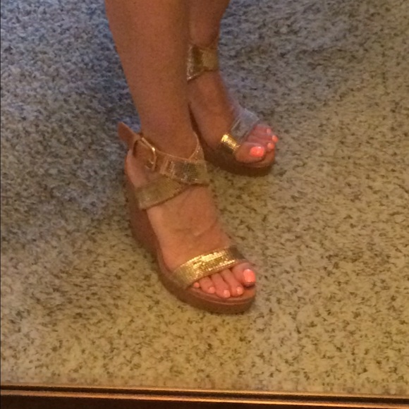 Stuart Weitzman metalmania wedges