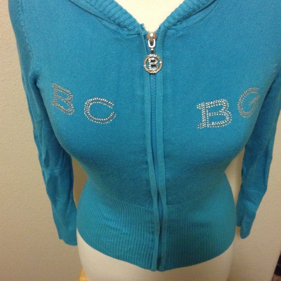 Blue M 90% Viscose and 8% nylon blouse sweater ! - Picture 2 of 4