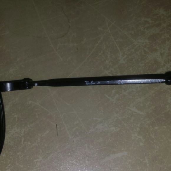 Ray-Bans - Picture 2 of 4