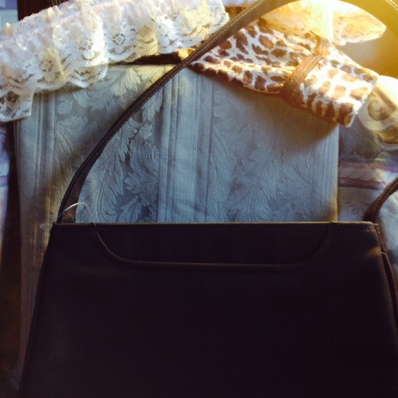 NWOT Small Black Microfiber Handbag - Picture 2 of 2