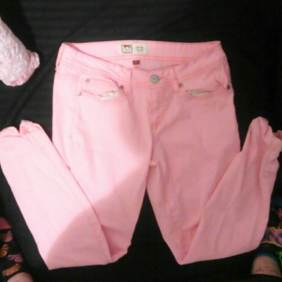 Pink lowrise skinny jeans