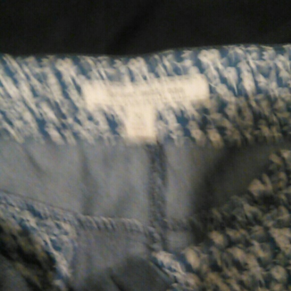 Denim shorts - Picture 2 of 3