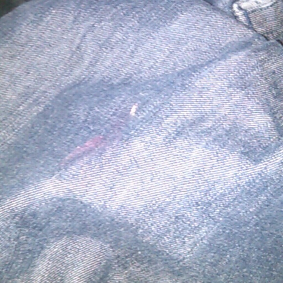 Denim shorts - Picture 3 of 3