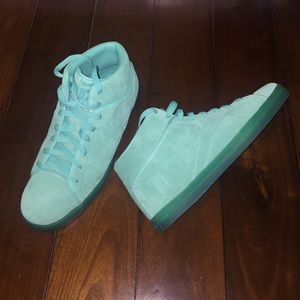 Men's Size 12 Reebok T-Raww