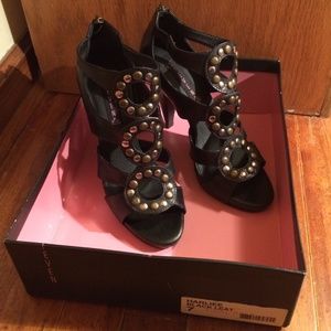 Steve Madden Harliee leather 4.5 inch heels😻