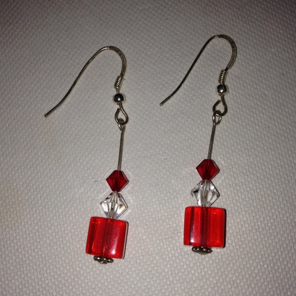 New without tags earrings