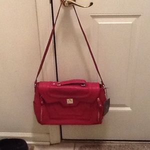 New Danielle Nicole berry over the shoulder bag