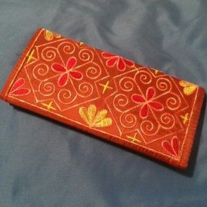 New embroidered wallet bronze color