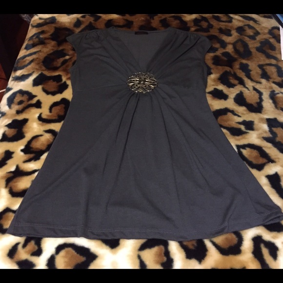 Medium Candy Rain Dark Gray Top