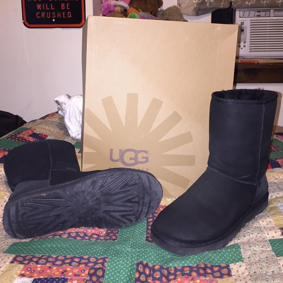 Men's size 9 Uggs