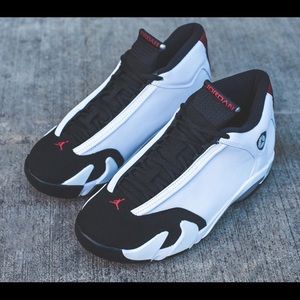ISO JORDAN 14 BLACK TOE SIZE 5.5-6.5