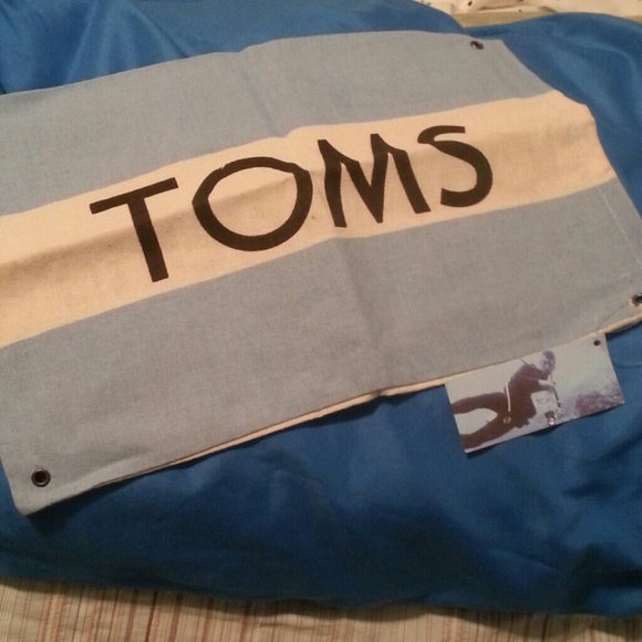 Brand NewToms shoe bag/ dust cover/flag