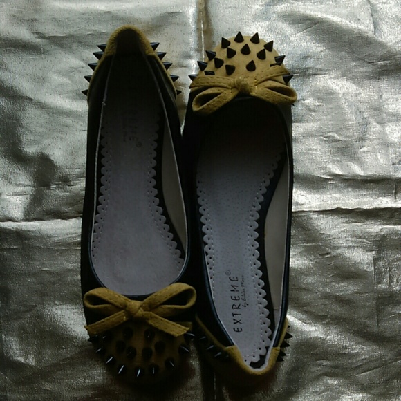 Spiked flats - Picture 3 of 4