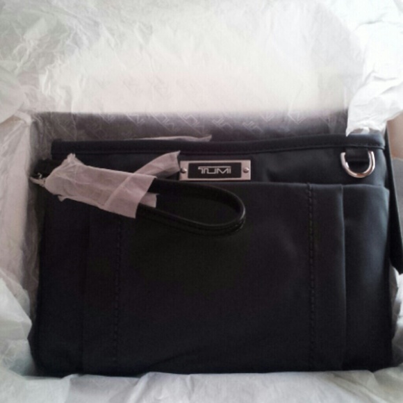 Tumi Oslo Wristlet