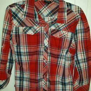 Long sleeve button shirt