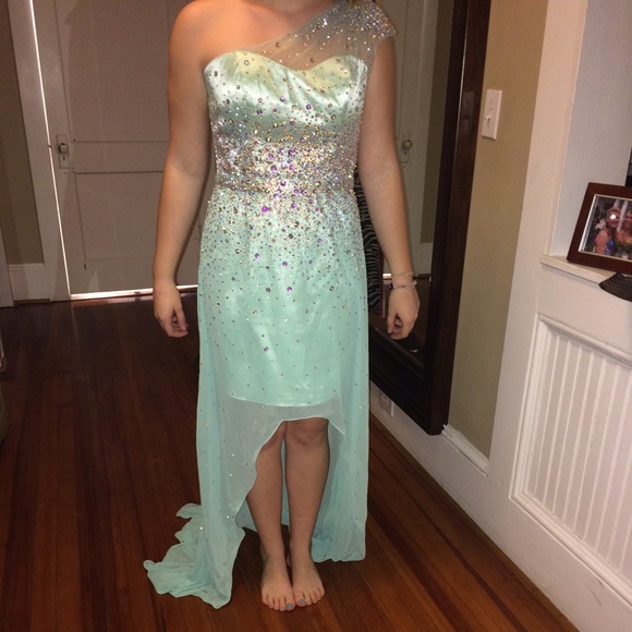 Tony bowl prom dress