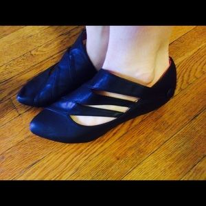 Cut-out flats